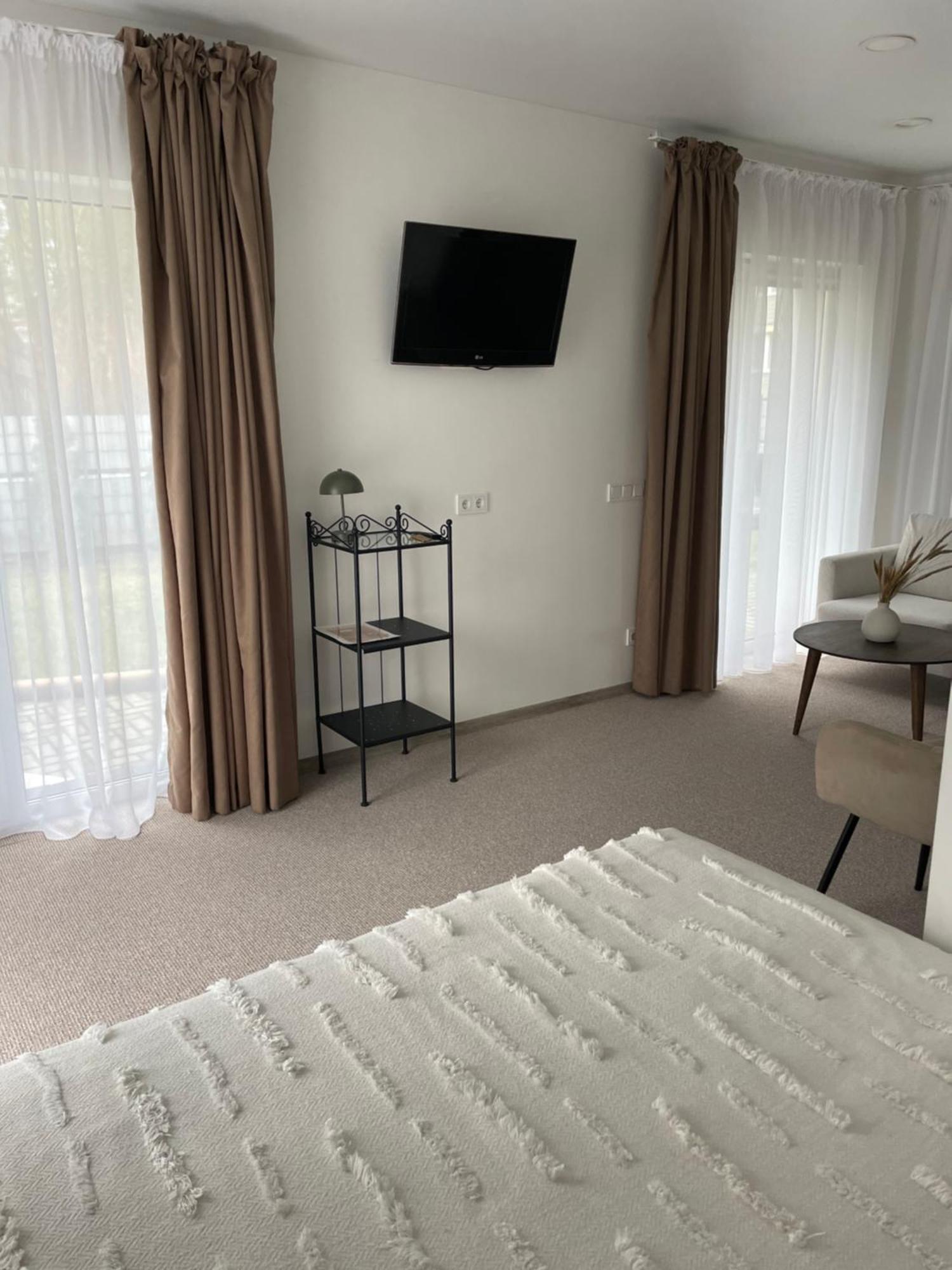 Izabeles Apartamentai Palanga Luaran gambar